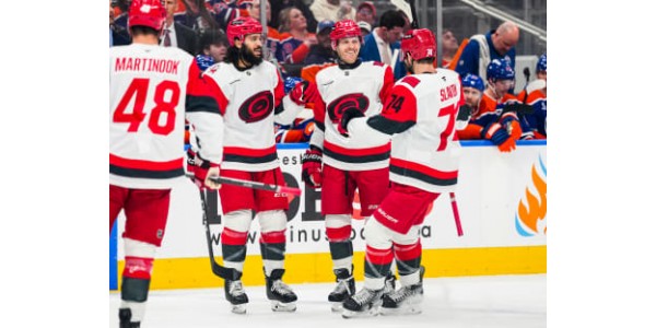 Do semifinále postoupily čtyři různé týmy NHL s odlišnými filozofiemi